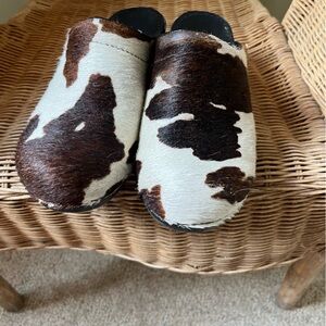 Sanita Cowhide Pattern Clogs